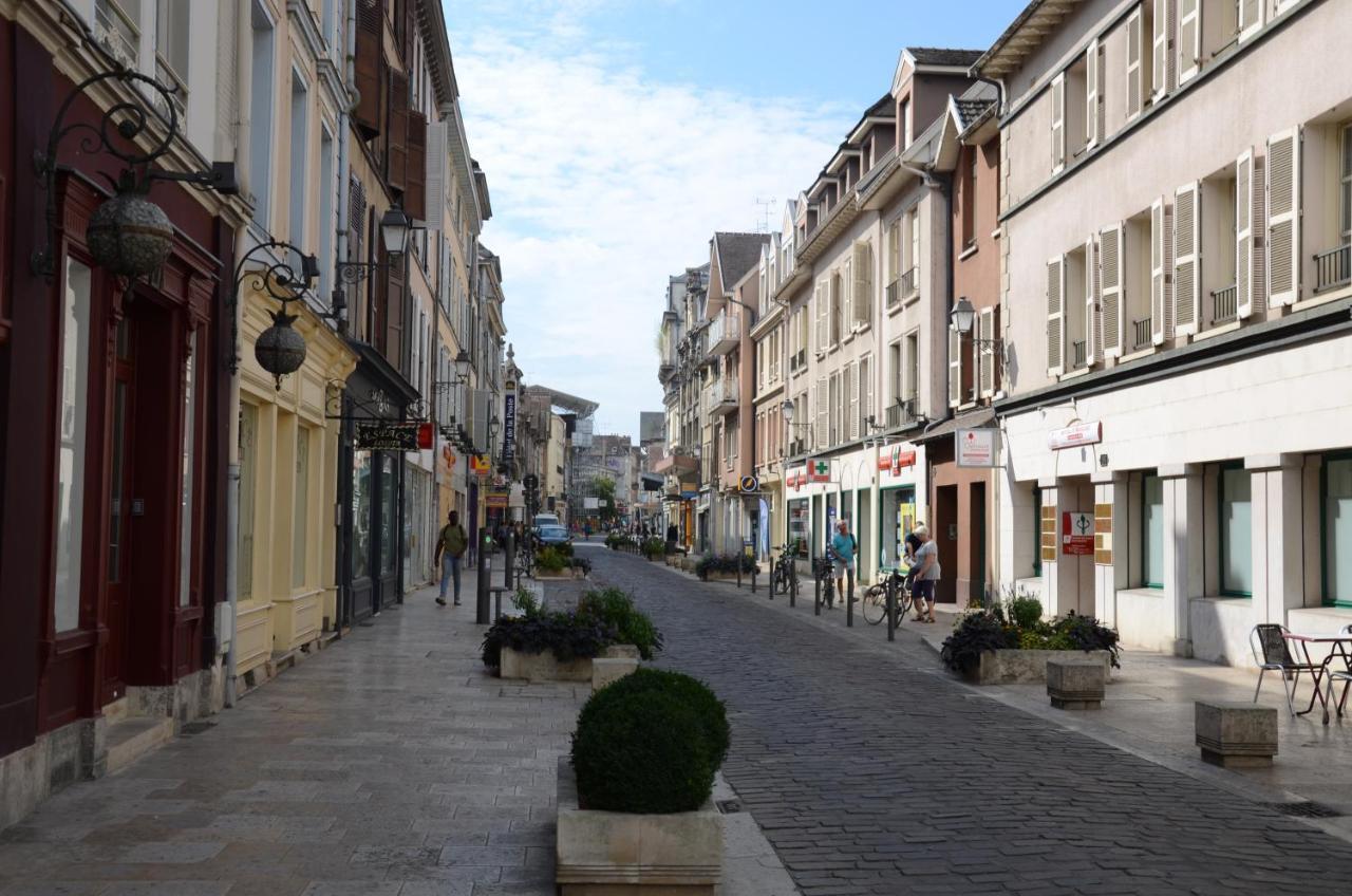 Le Zola - Appartement Troyes Centre Экстерьер фото